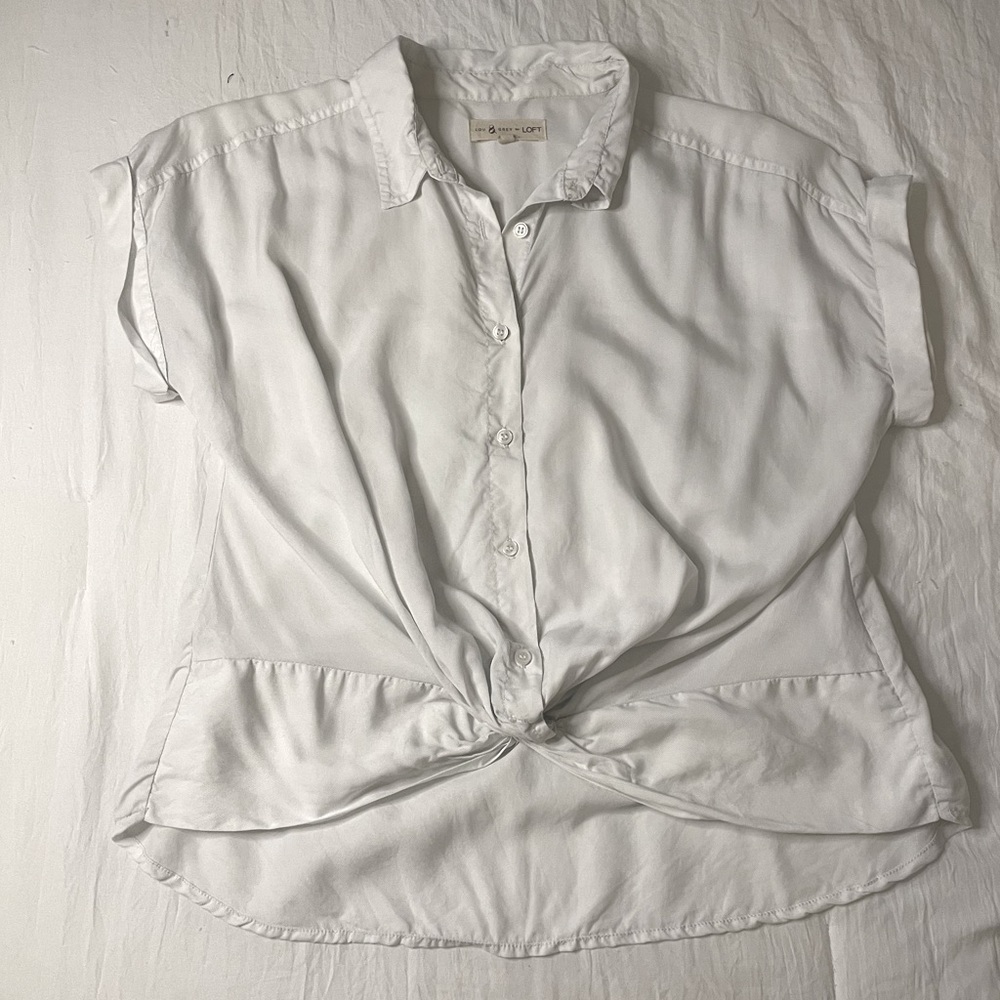 Cropped white button up tie front high low women shirt size small